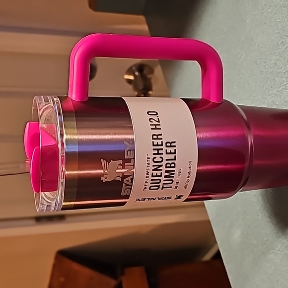 Camelia Gradient 30oz Stanley - Picture 2 of 4